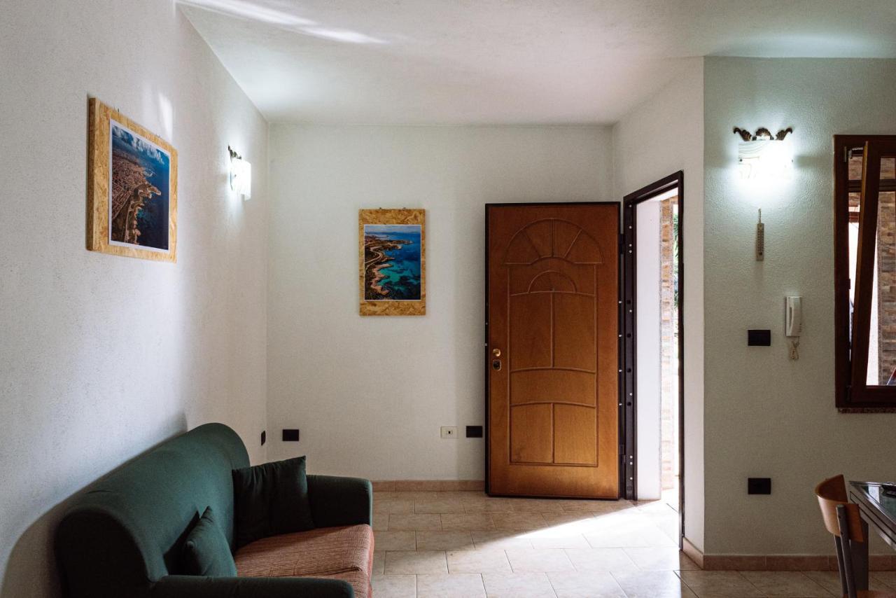 Casa Vacanze Maestrale - By Faendho Порто-Торрес Экстерьер фото
